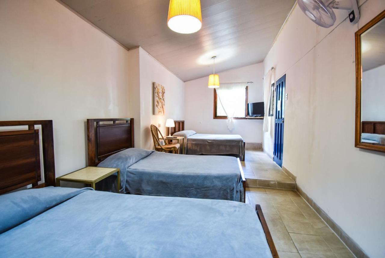 Cabinas Jacaranda Puerto Viejo de Talamanca Exteriér fotografie