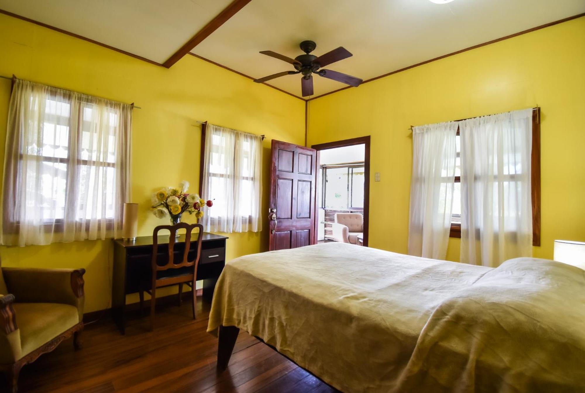 Cabinas Jacaranda Puerto Viejo de Talamanca Exteriér fotografie